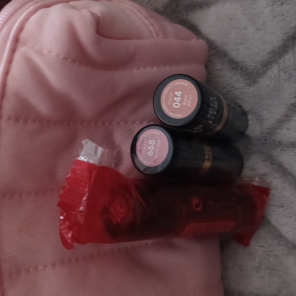Revlon Lipstick Lot  Chocolate Luster 010  Primrose 668 Bare Affair 044